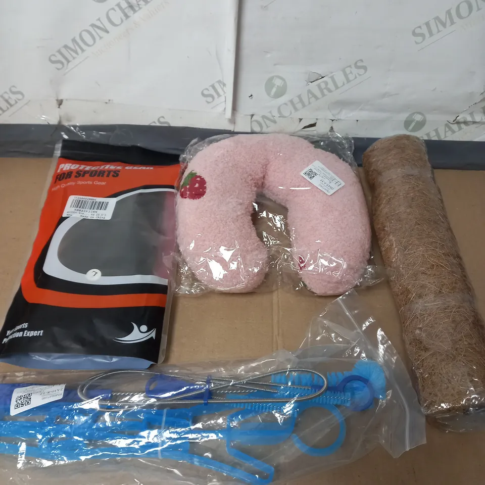 BOX OF APROXIMATELY 20 ASSORTED HOUSEHOLD ITEMS TO INCLUDE SPORTS GEAR , STICKER SETS , SIMMER RING 