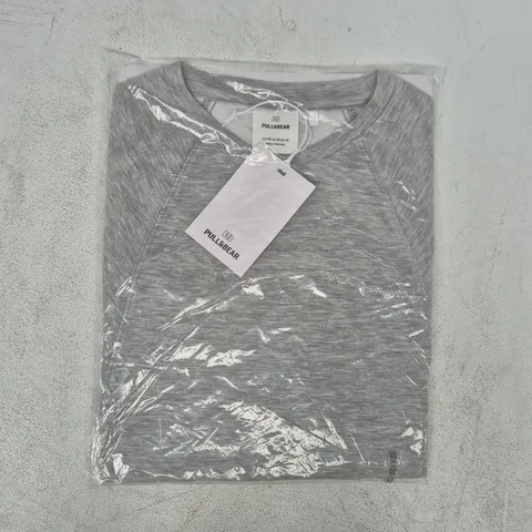BAGGED PULL & BEAR T-SHIRT IN GREY SIZE XS