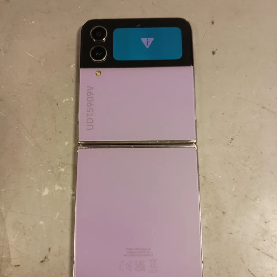 SAMSUNG GALAXY Z-FLIP SMARTPHONE 