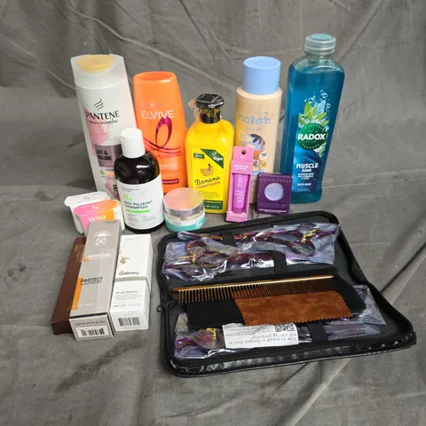 APPROXIMATELY 20 ASSORTED HEALTH & BEAUTY PRODUCTS TO INCLUDE - REN CLEAN SKINCARE CLEARCALM MASK - THE ORDINARY GF 15% SOLUTION - ETC