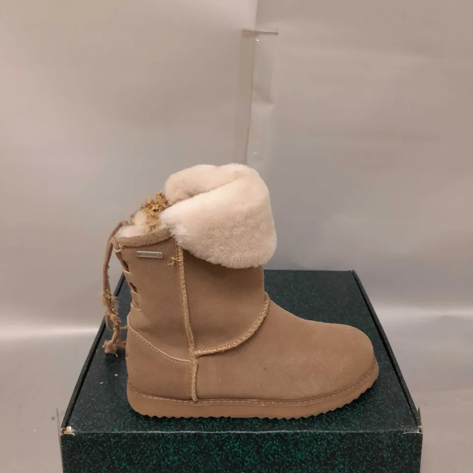 BOXED EMU AUSTRALIA BIRDWOOD WATERPROOF BOOTS, MUSHROOM - SIZE 5