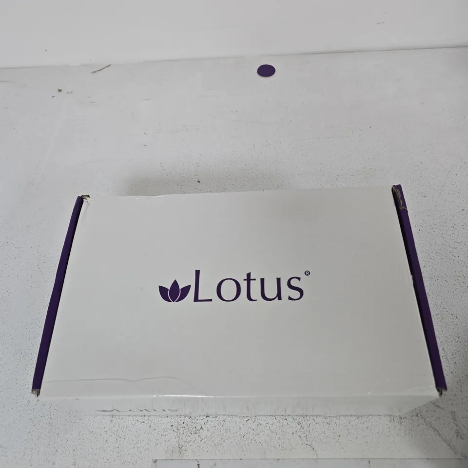 LOTUS ROBUCK ULS480 NAVY SNEAKERS UK 8