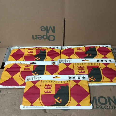 5 X HARRY POTTER WIZARDING WORLD MULTI PURPOSE FACE COVERING "GRYFFINDOR"