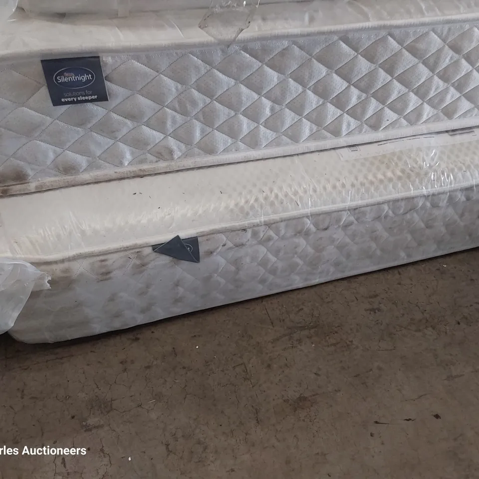 TWO UNBAGGED SILENTNIGHT 5' KINGSIZE MATTRESSES MIRACOIL ORTHO & 1000 POCKET
