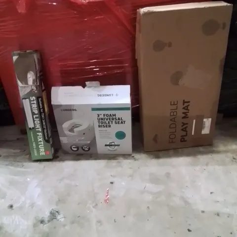 PALLET OF ASSORTED HOUSEHOLD GOODS AND PRODUCTS TO INCLUDE;TOILET SEAT,PLAY MAT,STRIP LIGHT FIXTURE