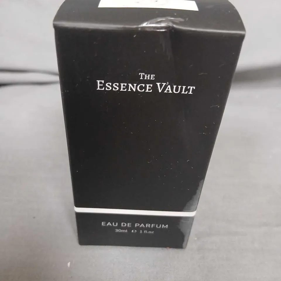 BOXED THE ESSENCE VAULT FRAGRANCES PARFUM 30ML
