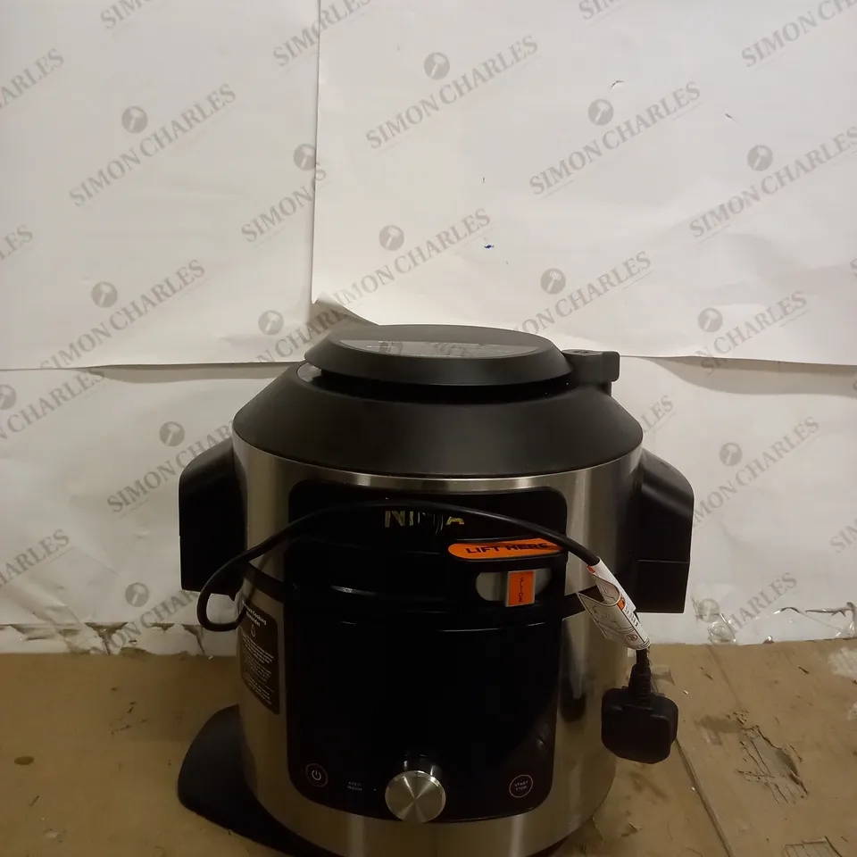 NINJA FOODI MAX SMARTLID MULTI-COOKER