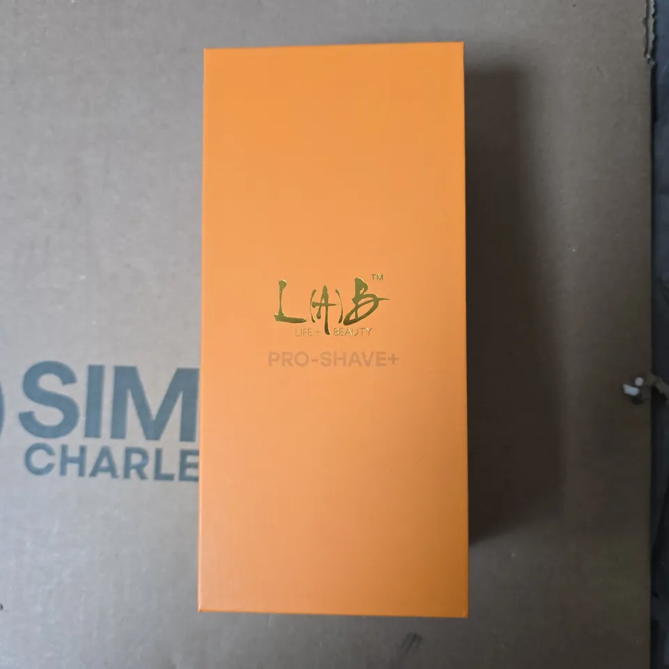 L(A)B PRO-SHAVE+ ELECTRIC SHAVER & POWER CABLE - BOXED