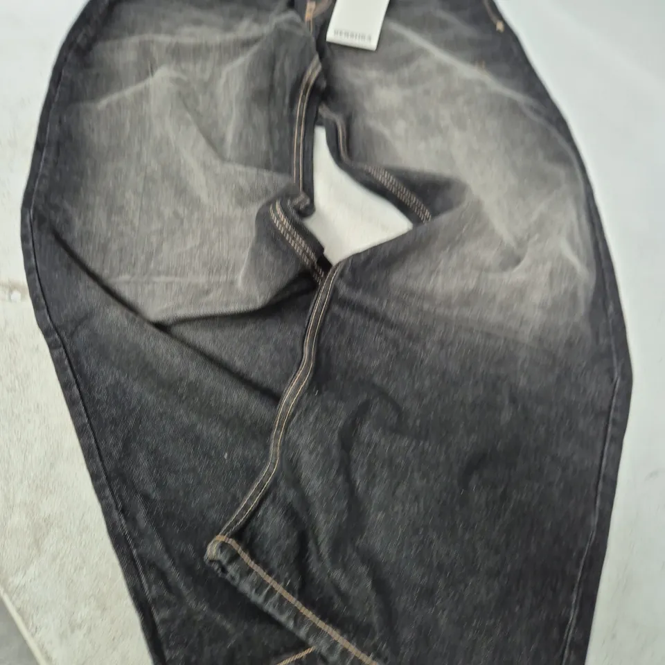 BERSHKA BOYFRIEND JEANS, DARK WASH, UK 12 (EU 40)
