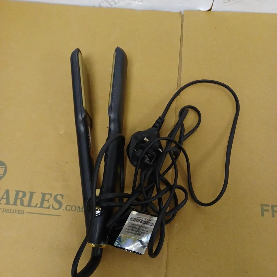 GHD MAX PROFESSIONAL HAIR STRAIGHTENERS