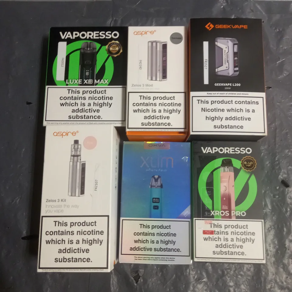 APPROXIMATELY 20 VAPES & E-CIGARETTES TO INCLUDE - ASPIRE ZELOS 3 KIT - OXVA XLIM - VAPORESSO XROS PRO - ETC