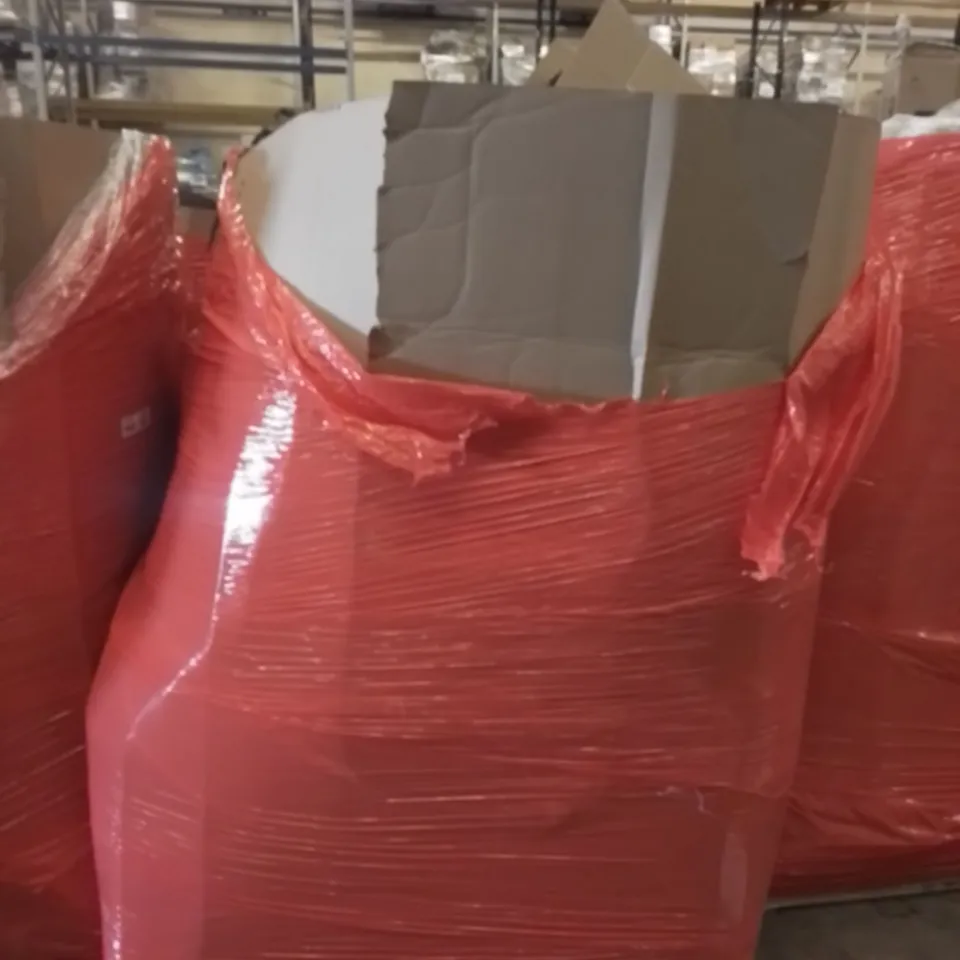 PALLET OF ASSORTED ITEMS INCLUDING TABLE LAMP, MESH STORAGE BASKETS, CHRISTMAS TREE STAKE LIGHT, COOLING PATCH, COLLAPSIBLE STORAGE BOX