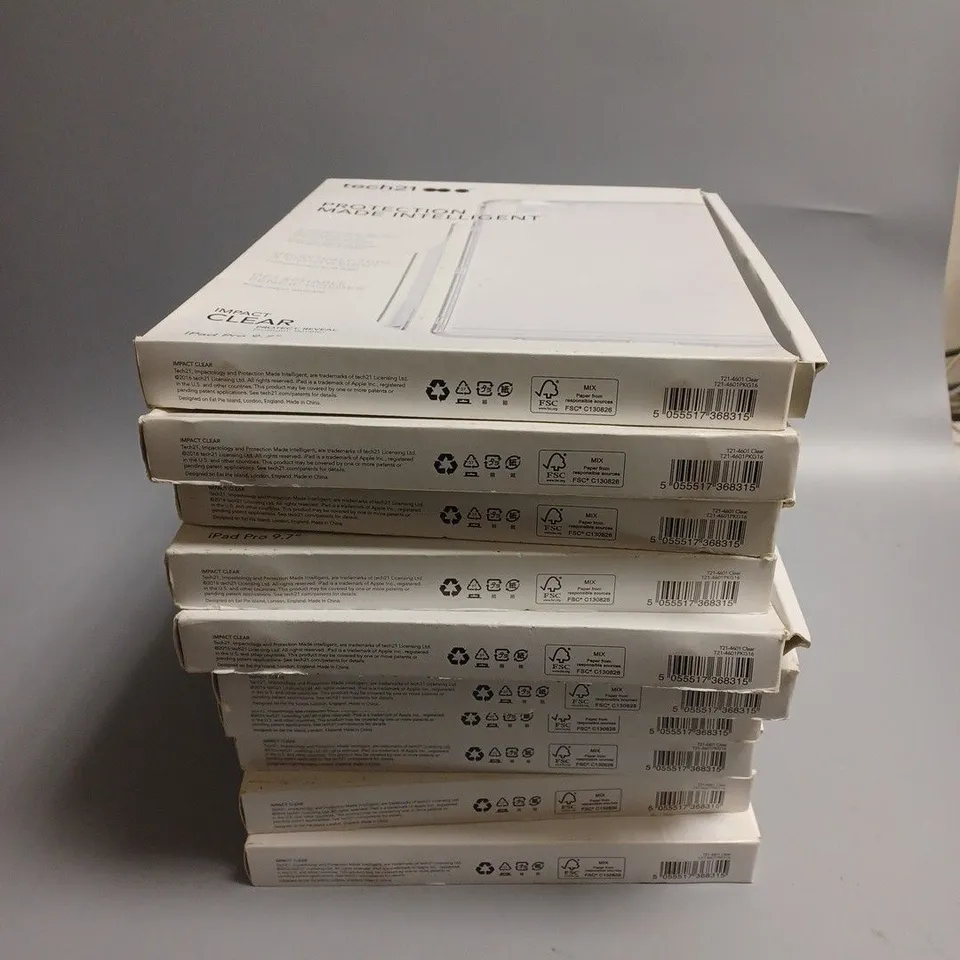 10 X BOXED TECH21 IMPACT CLEAR PROTECTIVE CASES FOR IPAD PRO 9.7" 
