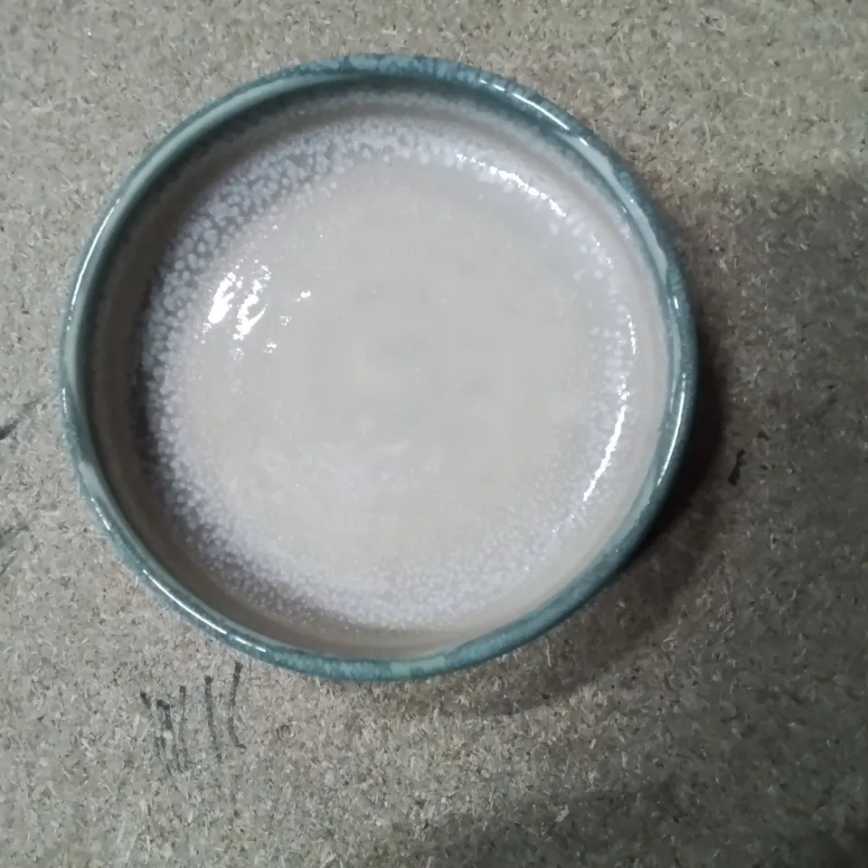 BOXED STEELITE ROUND STACKING TRAY APPROXIMATELY 12