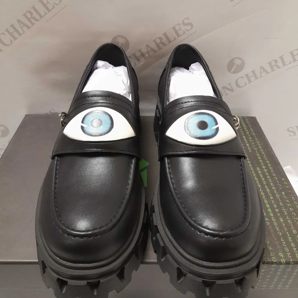 KOI THE UNDYING EYE OF THE FLAME BLACK SHOES - SIZE 8