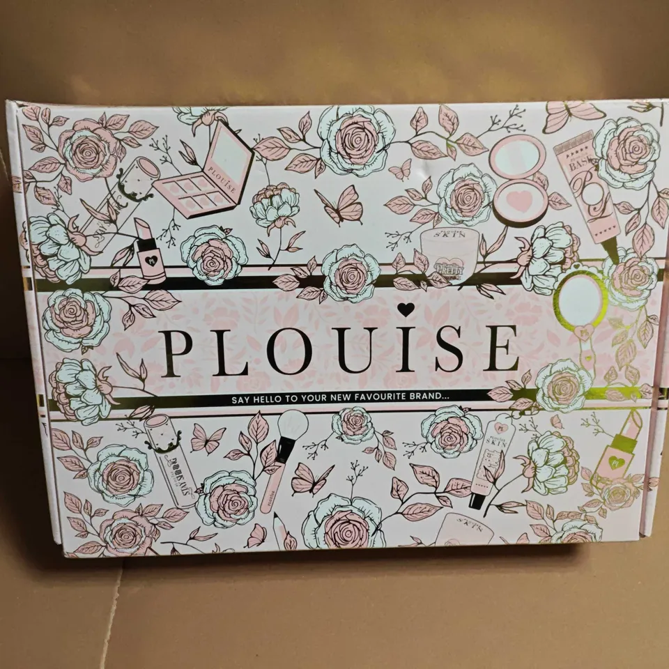 SEALED PLOUISE COSMETICS SURPRISE BOX SET