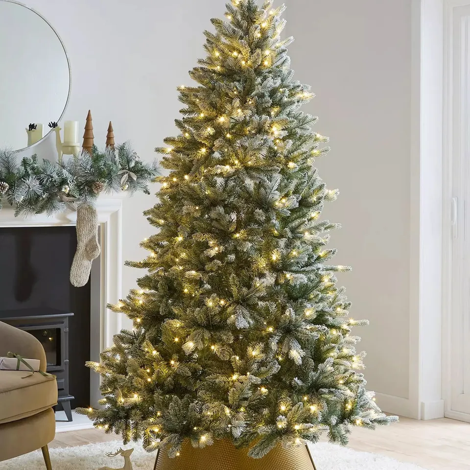 BOXED 7FT DENVER PRE LIT FLOCKED CHRISTMAS TREE WITH DUAL COLOUR TWINKLE LIGHTS - COLLECTION ONLY