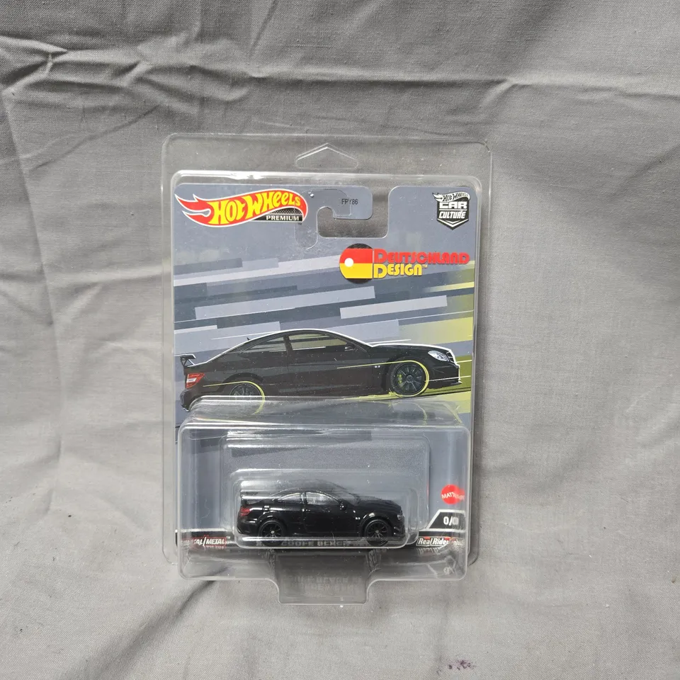 HOT WHEELS PREMIUM CAR CULTURE – DEUTSCHLAND DESIGN DIE-CAST '12 MERCEDES-BENZ C63 AMG COUPE BLACK SERIES CAR (1:64 SCALE)