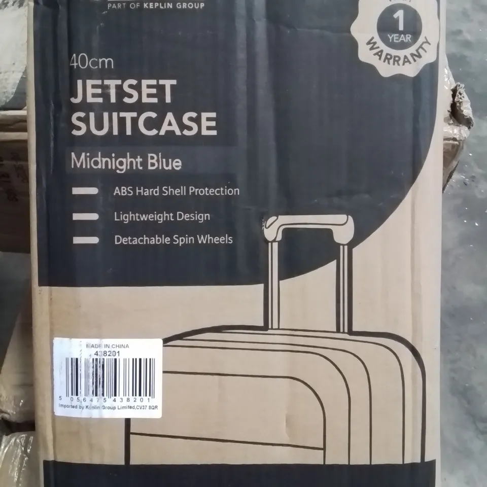 BOXED LUGG JETSET SUITCASE