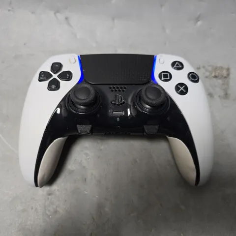 PLAYSTATION DUALSENSE EDGE WIRELESS CONTROLLER