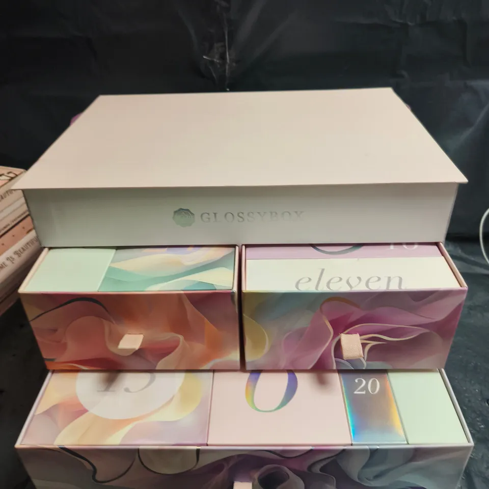 GLOSSYBOX ADVENT CALENDAR – 24 DAY BEAUTY GIFT SET