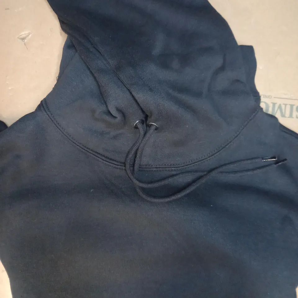 DESIGNER STYLE ALL OVER HOODIE IN BLACK SIZE L