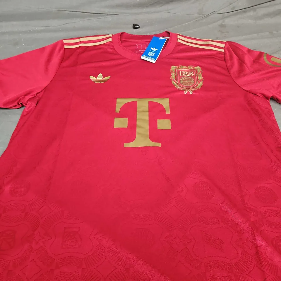 FC BAYERN MUNICH HOME JERSEY - LIMITED EDITION - 125 YEARS - SIZE XL