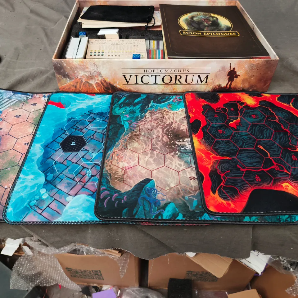VICTORUM (HOPLOMACHUS) – BOARD GAME BY CHIP THEORY GAMES, BOXED WITH DICE, CHIPS, CARDS AND RULEBOOKS