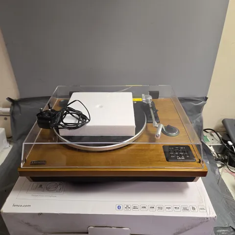 BOXED LENCO LS-55WA TURNTABLE WITH BLUETOOTH AND BUILT IN SPEAKERS