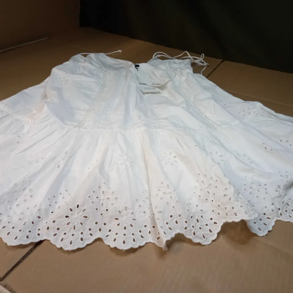 ZARA WHITE SUMMER DRESS - LARGE