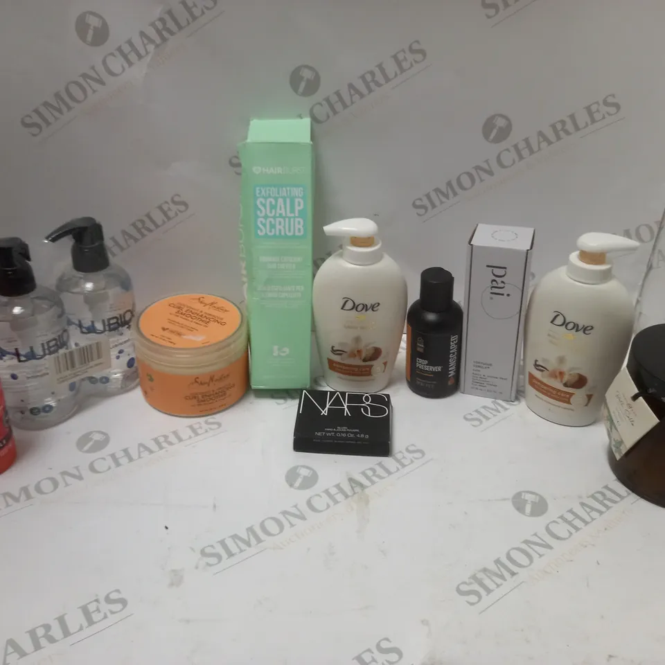APPROXIMATLEY 20 COSMETICS ITEMS TO INCLUDE PAI VIRTUOUS CIRCLE CALM EXFOLIATOR (75ml), EDEN BAY BATH SALTS AMBER (500g), SHEA MOISTURE CURL ENHANCING SMOOTHIE (340g), ETC