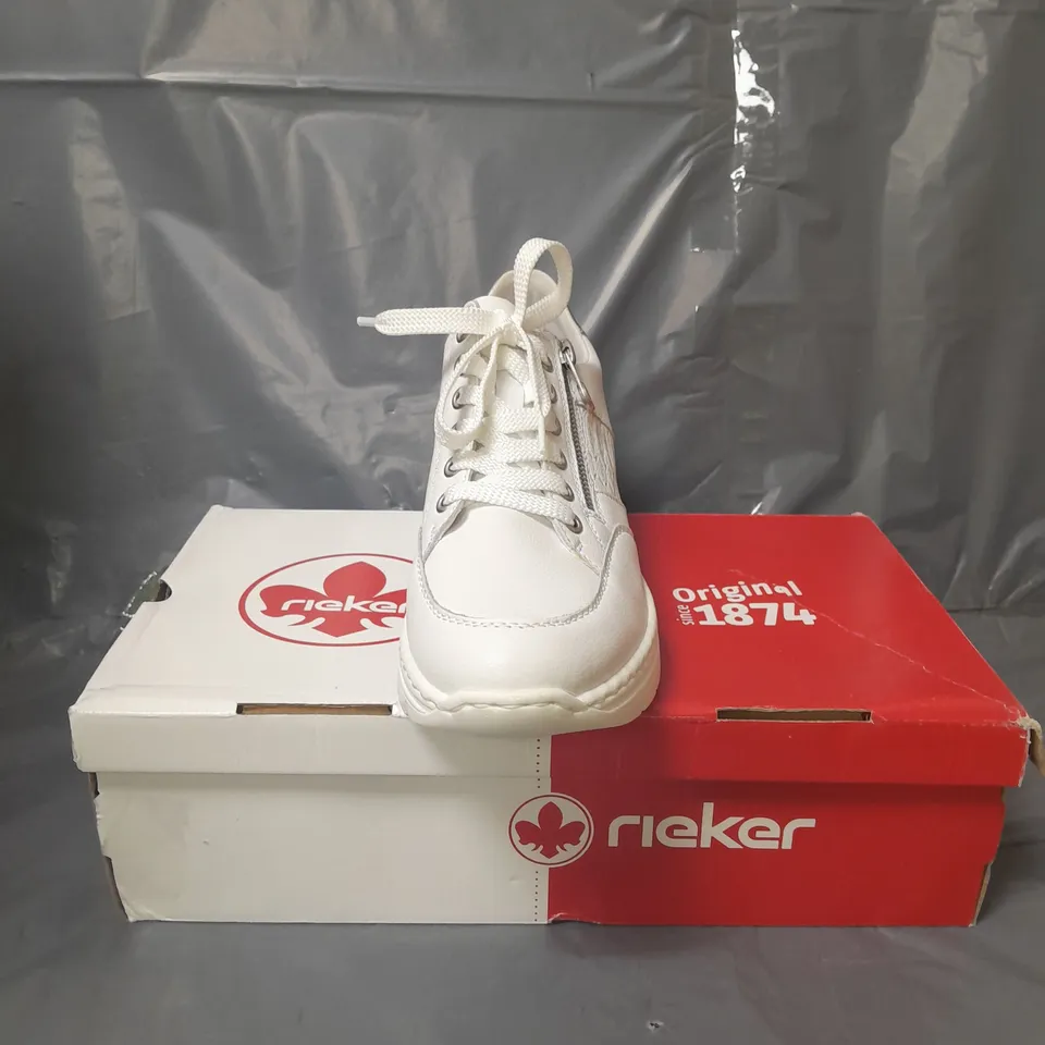 RIEKER WEDGE PLATFORM TRAINERS WHITE SIZE 7.5