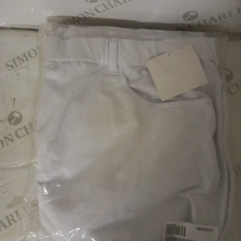 WHITE DENIM JEANS SIZE 3XL