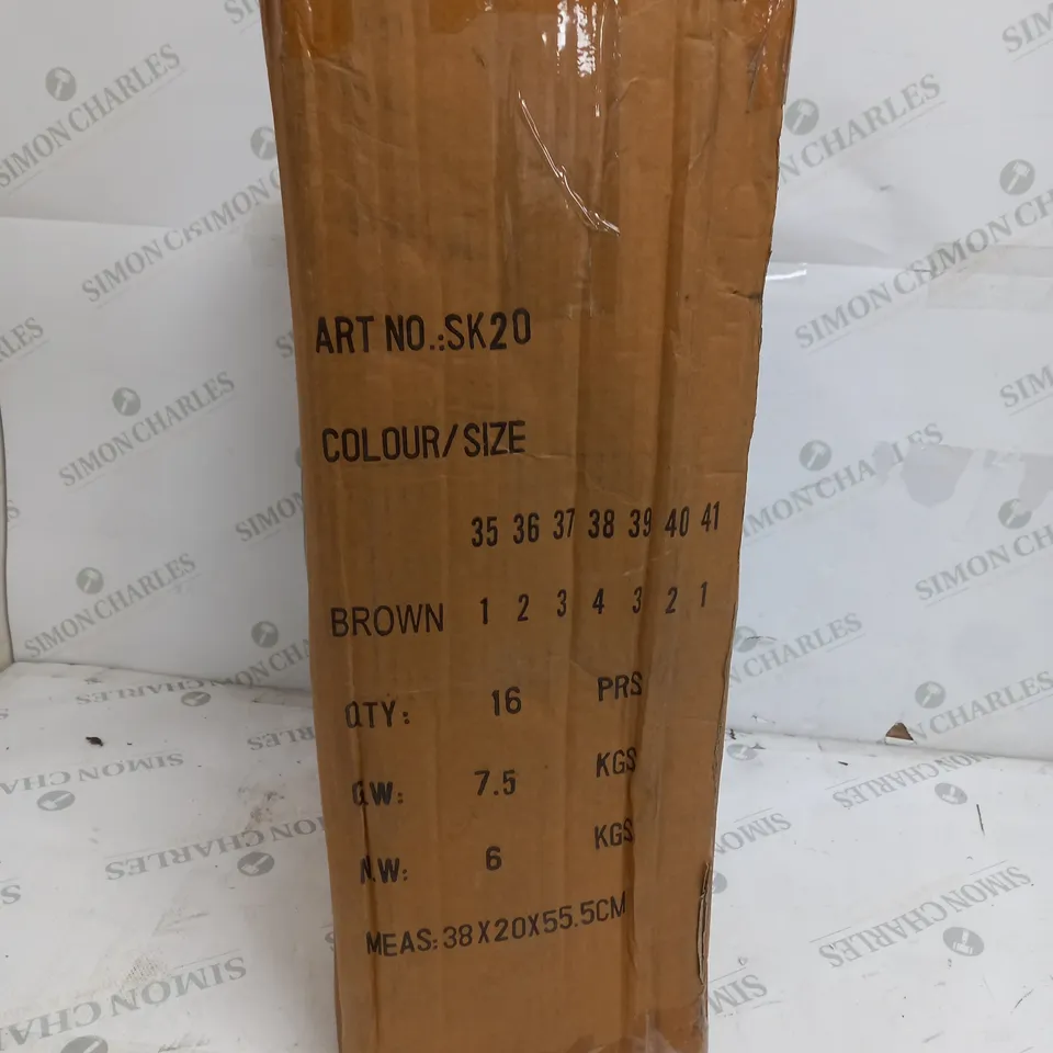 APPROXIMATELY 16 BOXED PAIRS OF SK20 LACE UP FLAT SHOES IN BROWN VARIOUS SIZES TO INCLUDE SIZES 38, 39, 40 