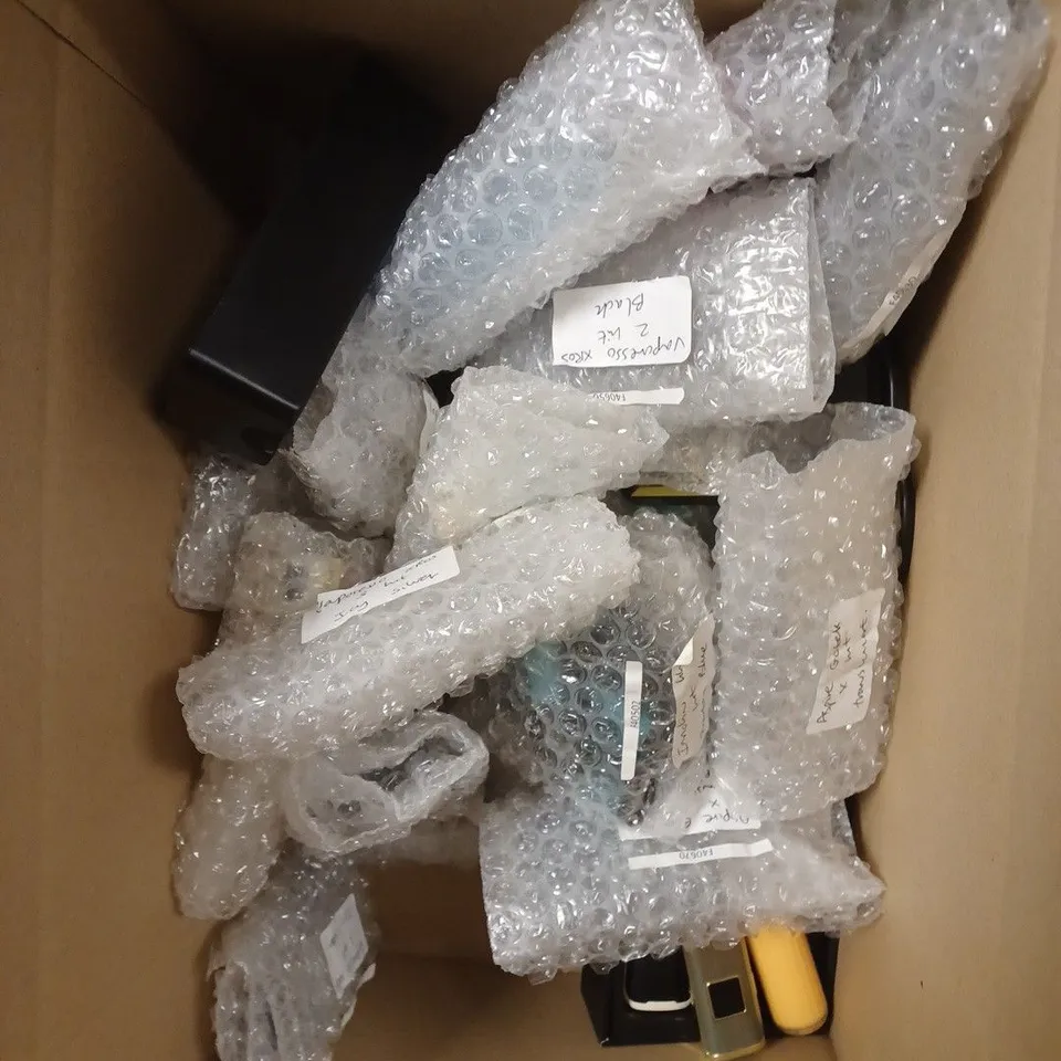 APPROXIMATELY 15 ASSORTED E-CIGARETTE PRODUCTS TO INCLUDE GEEK VAPE, VAPORESSO, VOOPOO ETC