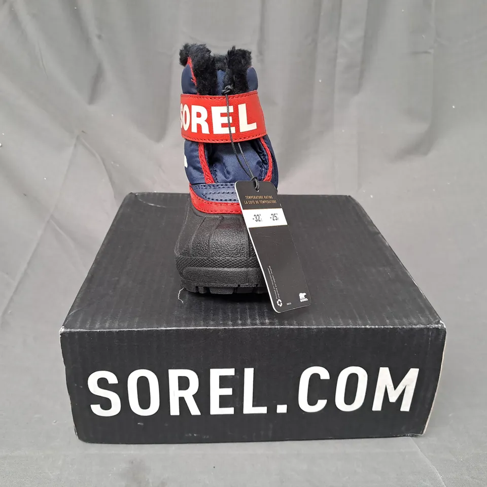 BOXED PAIR OF SOREL TODDLER SNOW COMMANDER BOOTS IN NAVY/RED/BLACK UK SIZE 3