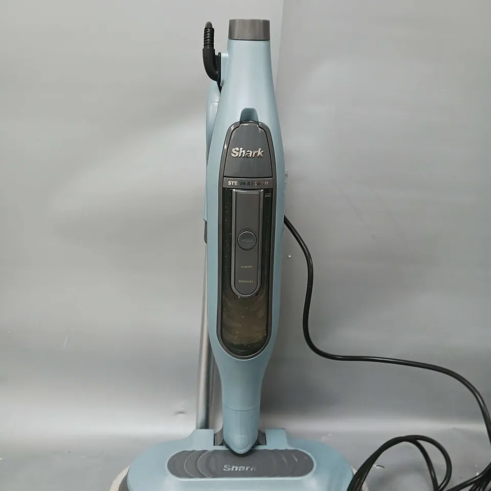 BOXED SHARK S6002UK STEAM FLOOR MOP