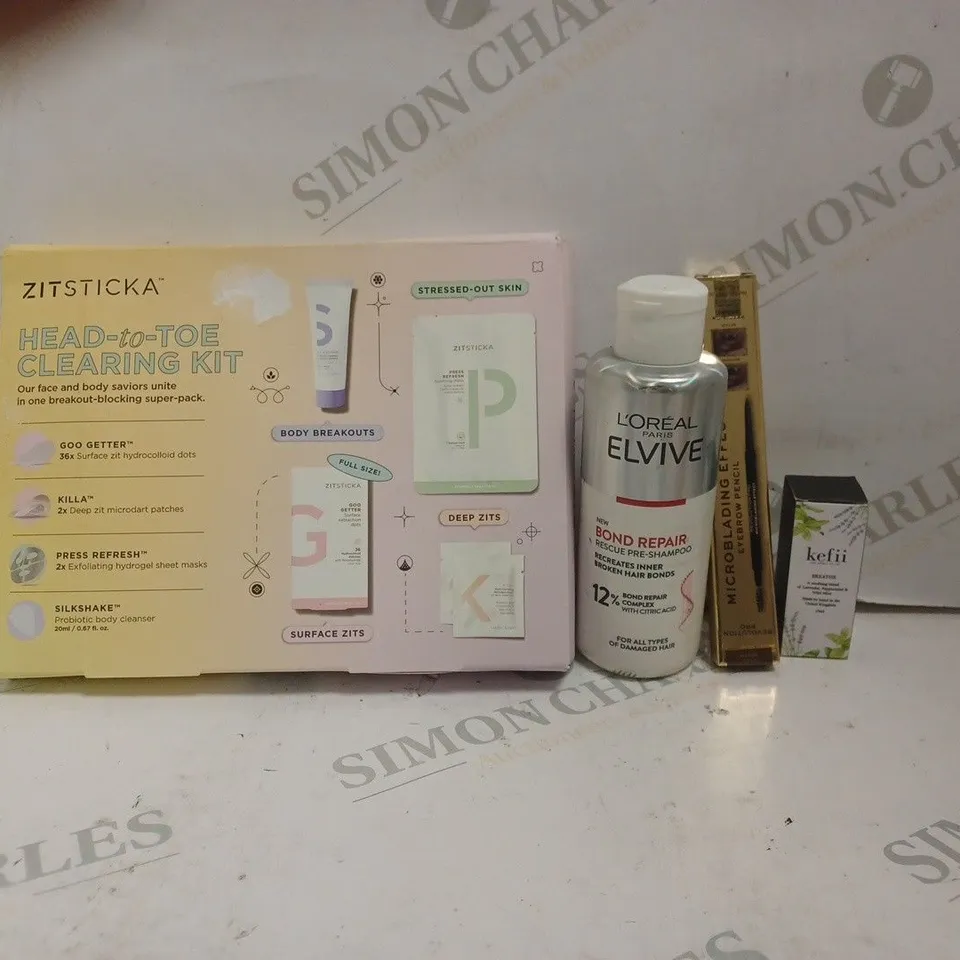 BOX OF APPROX 20 ASSORTED BEAUTY PRODUCTS TO INCLUDE ZITSTICKA CLEARING KIT, LOREAL ELVIVE SHAMPOO, EYEBROW PENCIL, ETC. 