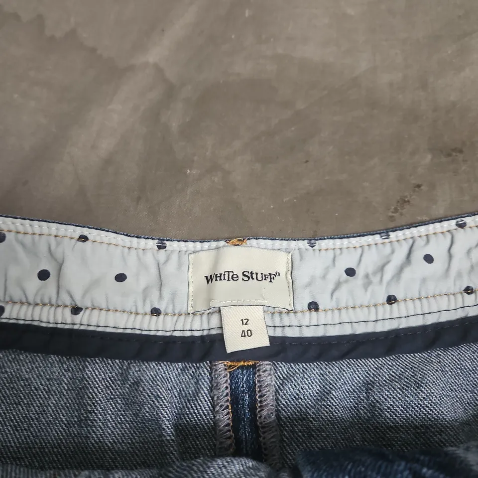 WHITE STUFF DENIM SKIRT – UK 12 (EU 40)