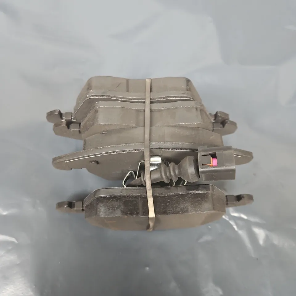 BRAKE PAD SET WITH WEAR SENSOR – TWO PADS