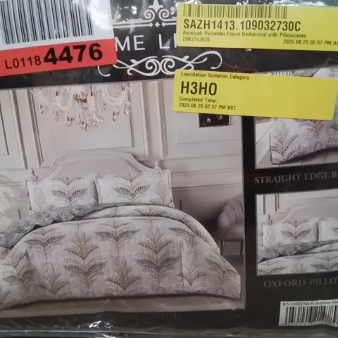BAGGED AMALYAH POLYESTER FLORAL BEDSPREAD WITH PILLOWCASES - SILVER // SIZE: 250 X 250cm