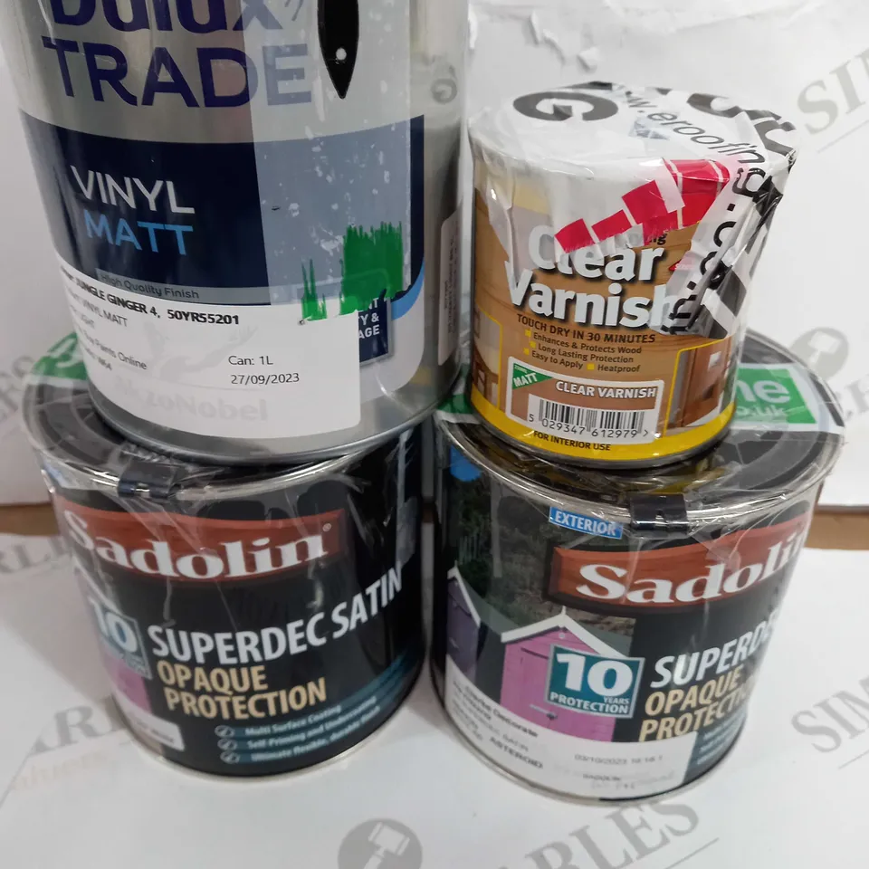 LOT OF 4 TINS OF PAINT TO INCLUDE DULUX / CLEAR VARNISH / SADOLINE / COLLECTION ONLY 