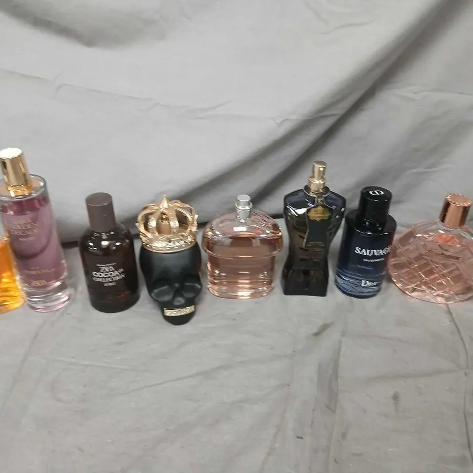 APPROXIMATELY 20 UNBOXED FRAGRANCES TO INCLUDE; SABRINA CARPENTER, CHARLIE, BARBOUR, DIOR AND NOTED AROMAS
