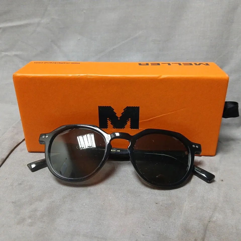 BOXED MELLER CHAUEN FOG OLIVE SUNGLASS - SIZE 46