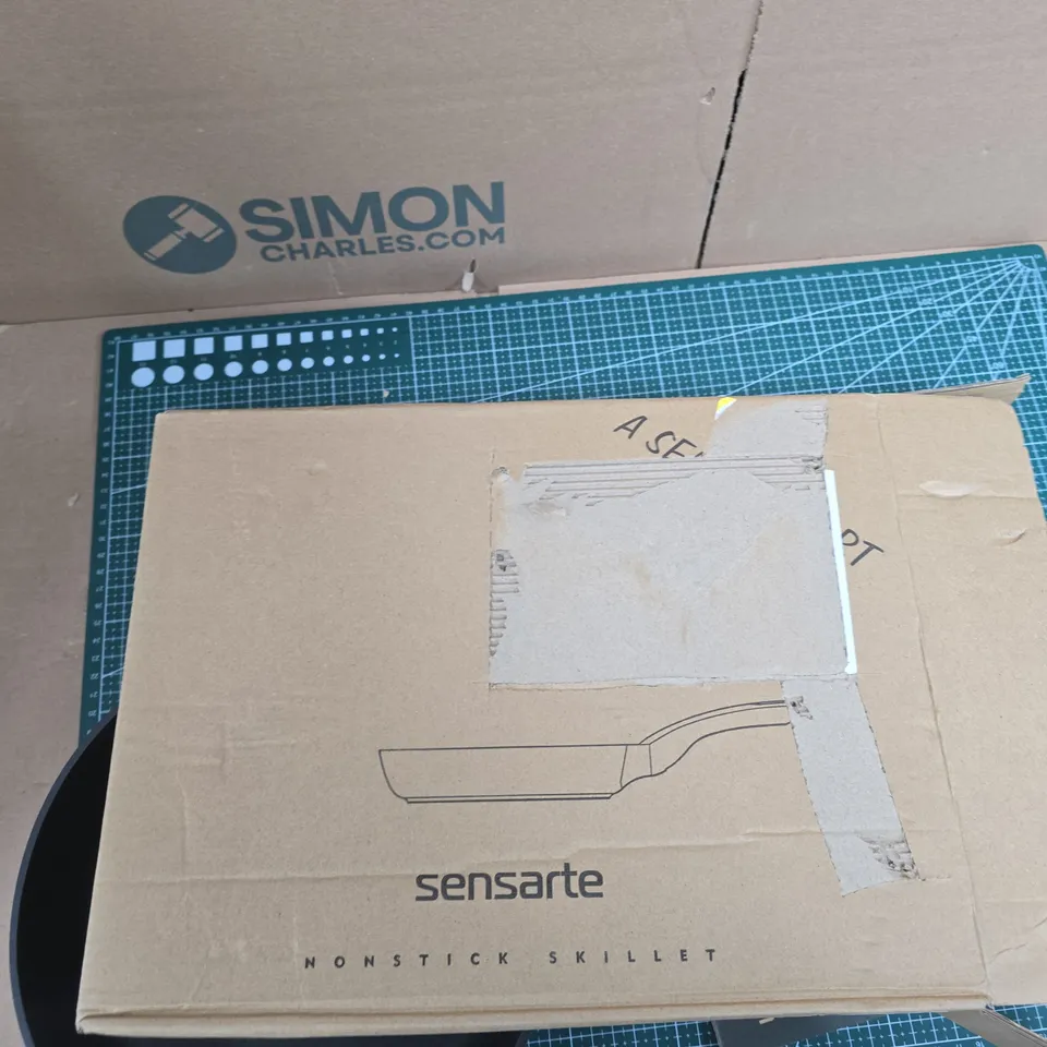 SENSARTE NON-STICK SKILLET – BOXED