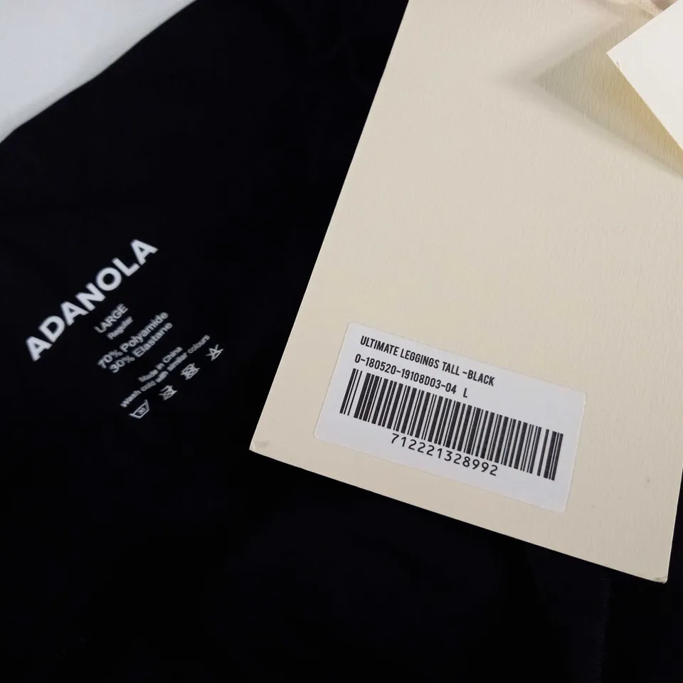 ADANOLA ULTIMATE LEGGINGS IN BLACK - L