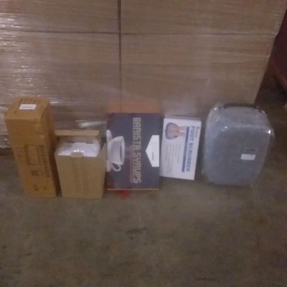 PALLET OF ASSORTED ITEMS INCLUDING FOOR SCRUBBER, BATISTA SYRUPS, DAY MOON LIGHT, SMALL TRAVEL LUGGAGE CASE