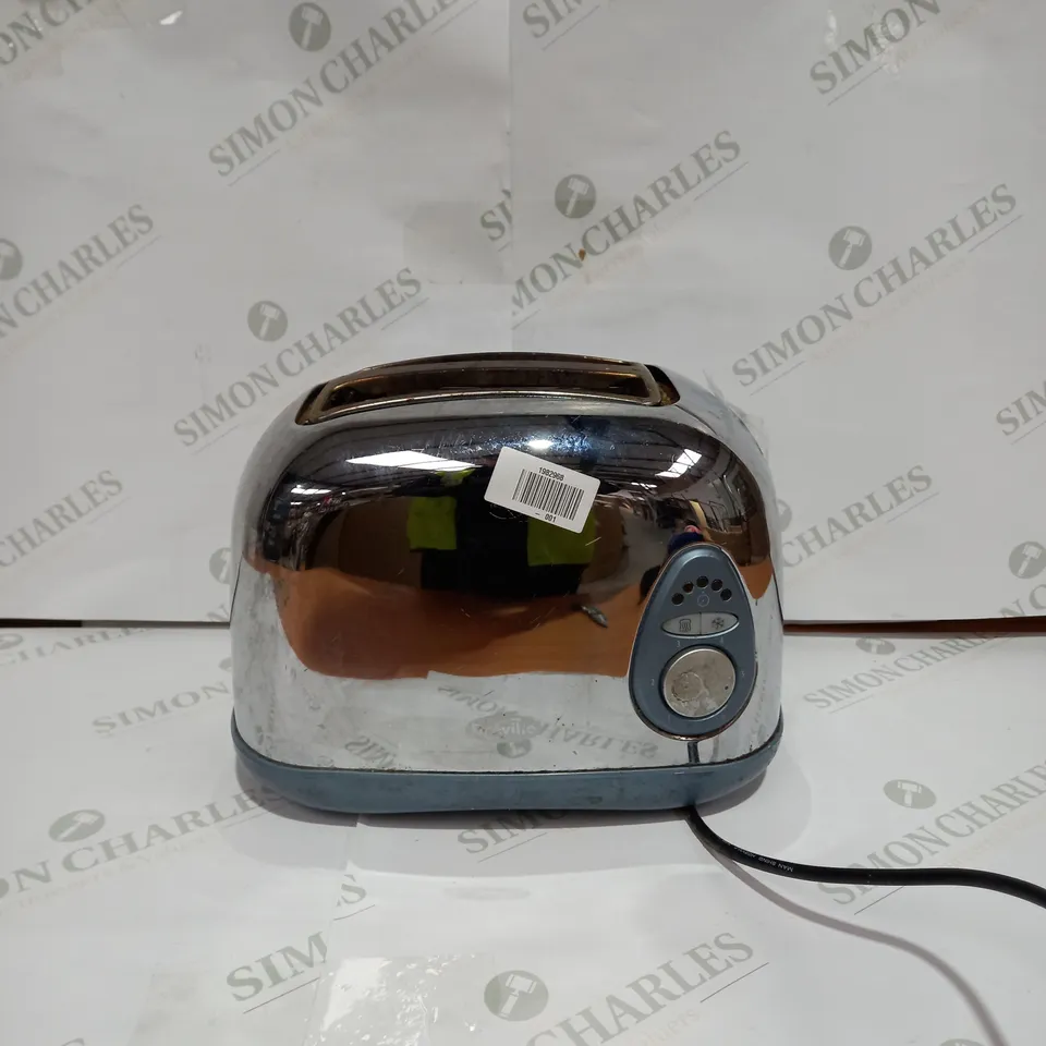 BREVILLE TOASTER IN CHROME 