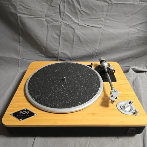 MARLEY TURNTABLE WITH WOODEN PLINTH, SPECKLED PLATTER & TONEARM