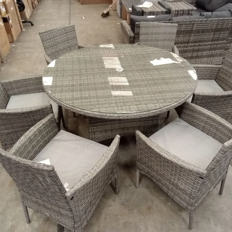 DUBOSE 6 - PERSON WICKER PATIO DINING SET WITH ROUND TABLE RRP £679.99